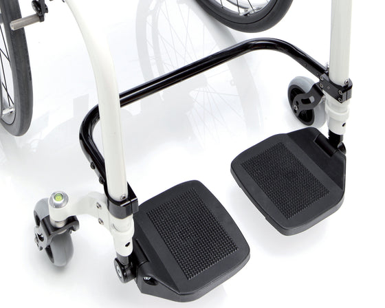 Progeo Joker lightweight everyday wheelchair fottplate