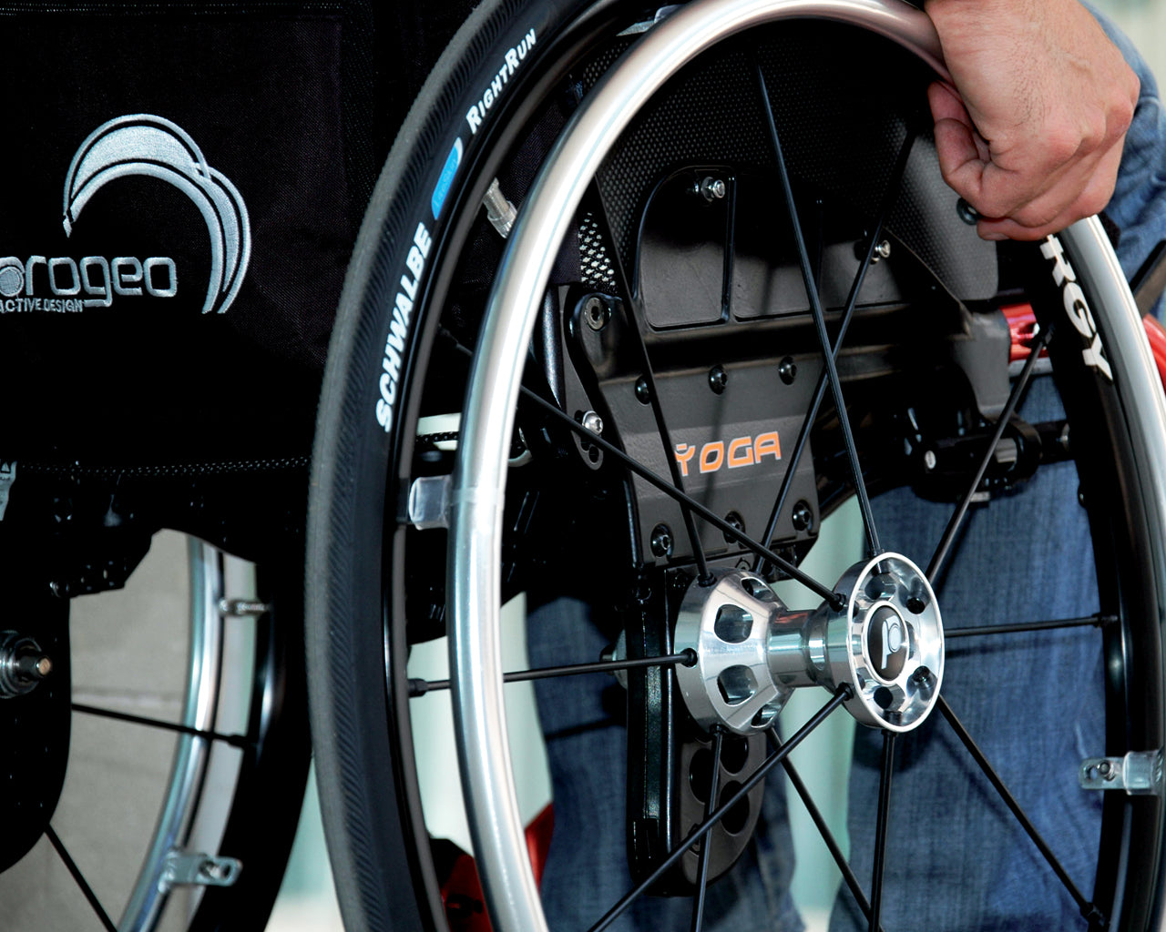 Progeo Folding lightweight wheelchair Yoga back